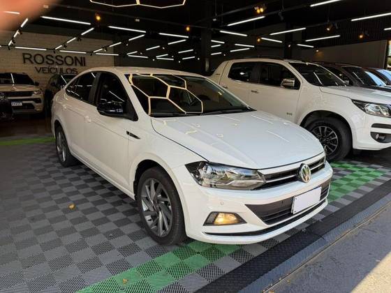 VOLKSWAGEN VIRTUS 1.0 200 TSI HIGHLINE AUTOMÁTICO